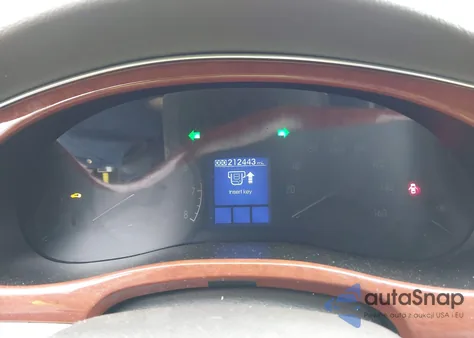 2013 Hyundai Genesis 3.8 from USA, damaged, VIN KMHGC4DD8DU220622